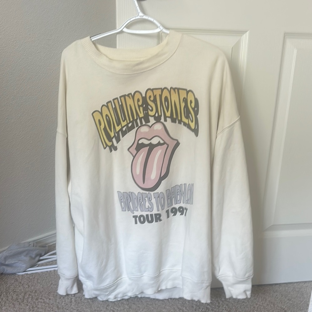 American Eagle Outfitters Cream Graphic Sweater